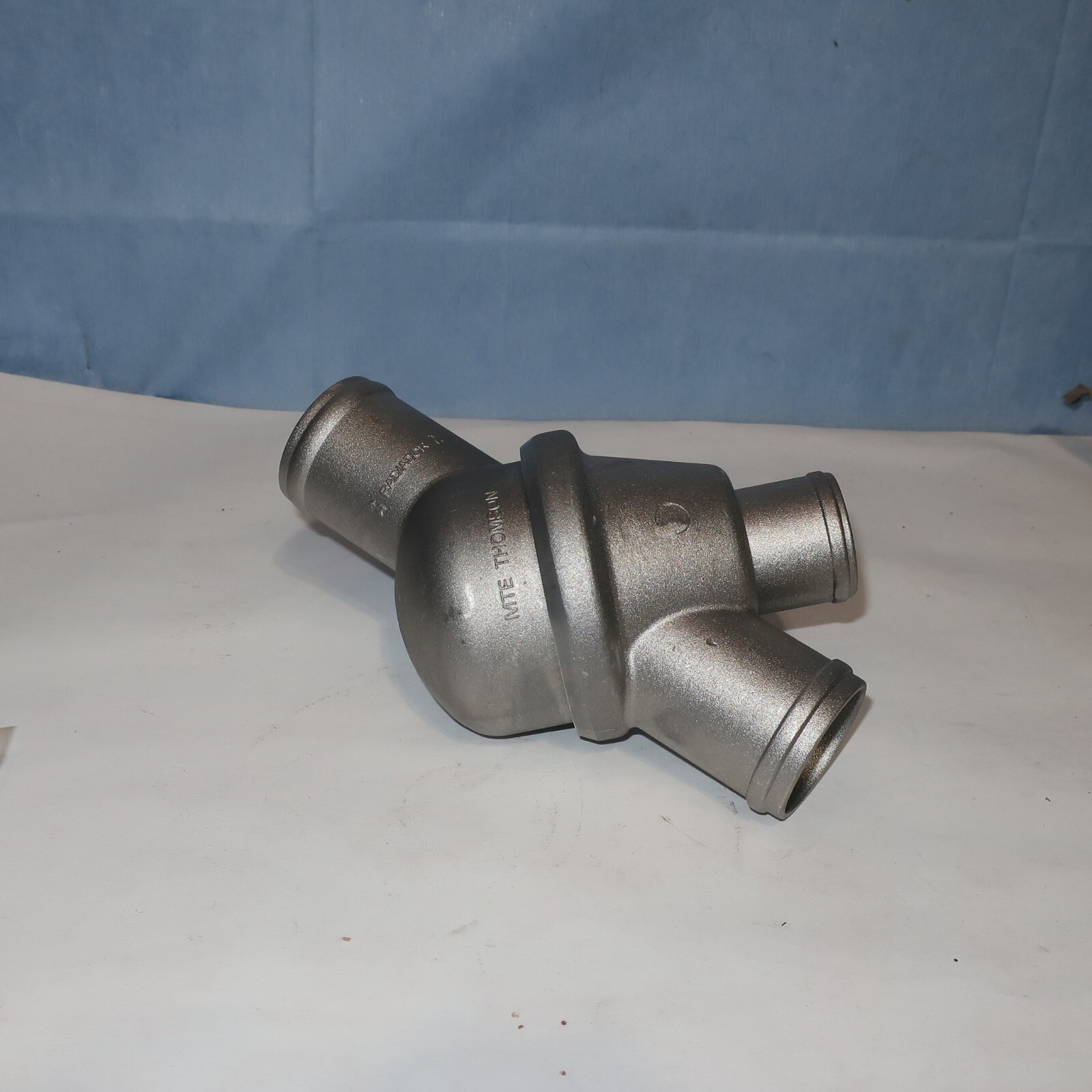 Maserati Biturbo THERMOSTAT  V8  Shamal  QP IV  3200GT  585045600