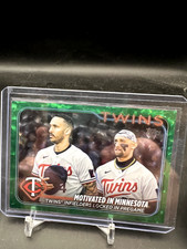 2024 Topps Series 2 Minnesota Twins Team Card Green Foil SP #653 289/499