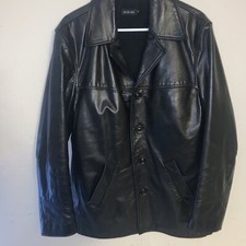Very attractive Women's size medium RUDSAK thick Leather Coat