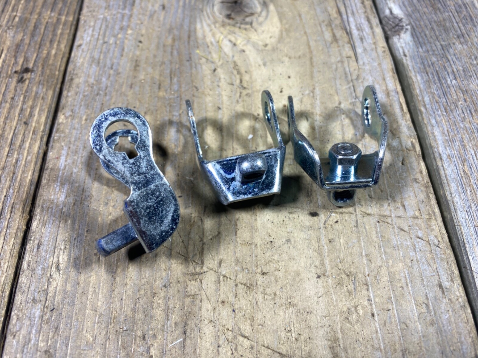 X3 VINTAGE BIKE BICYCLE CENTER PULL BRAKE CABLE HANGER BRACKET FOR