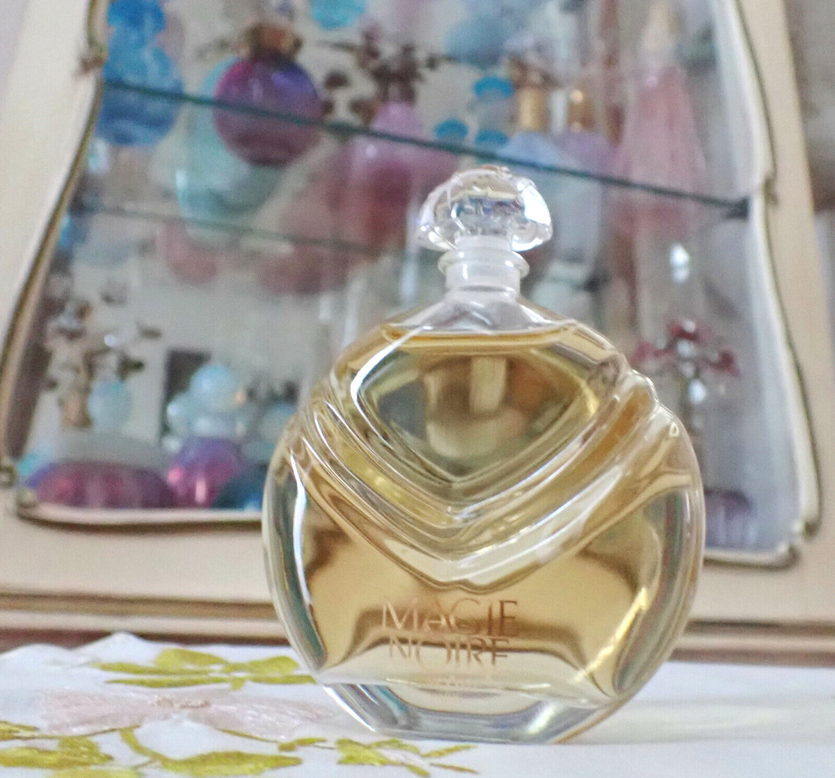 LANCOME ランコム マジー オー パフュメ 90° ヴィンテージ 香水 💝MINIATURE Vintage 90s MAGIE NOIRE Lancome EDT .25oz Mini Travel