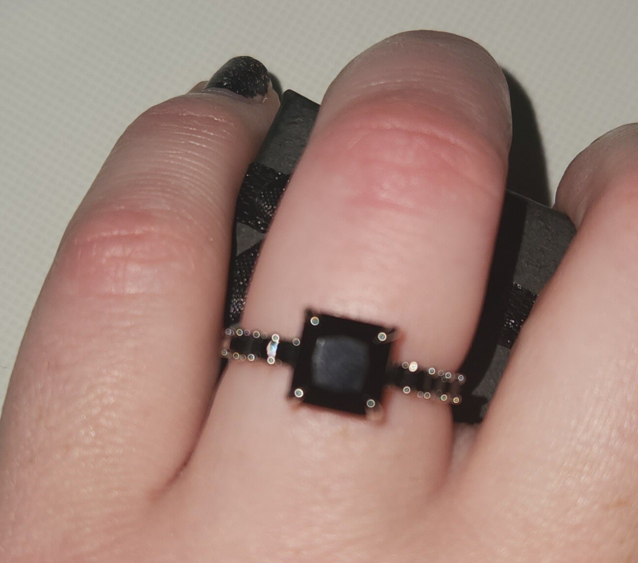 Picture 4 of 5