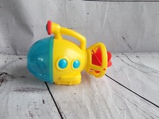 Toy yellow submarine bath toy