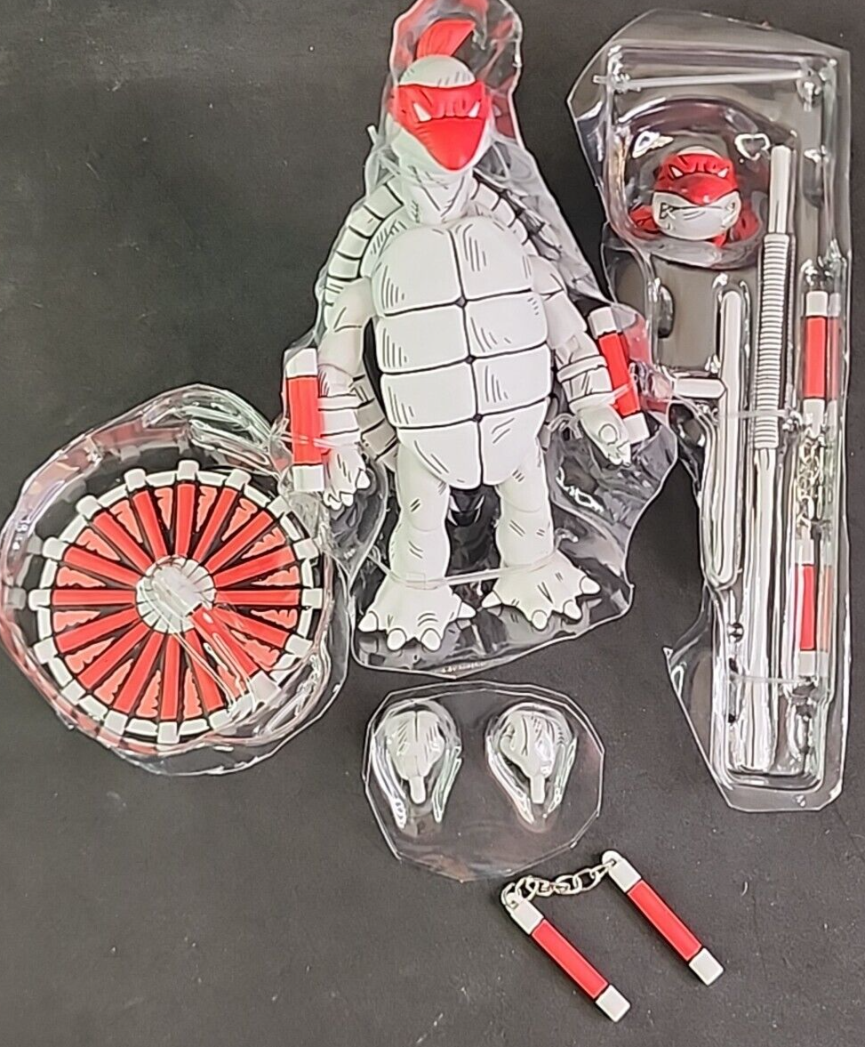 猫蝮 NECA 2024 TMNT First Turtles Black & White Variant Small