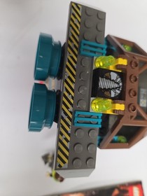 LEGO Rock Raiders: &ldquo;Granite Grinder&rdquo; &ndash; # 4940 &ndash; Instructions &ndash; 1999