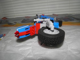LEGO 6747 Creator 3 in 1, Race Rider. 100% Complete with Manuals