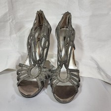 Nina New York Vinnie Silver Glitter Strappy Platform Sandals Size 7M