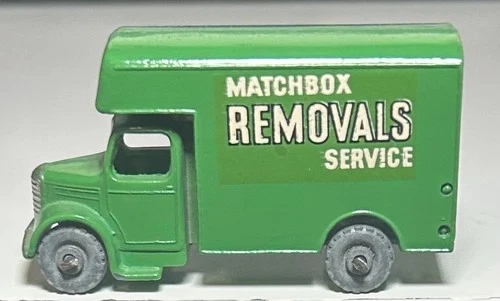 Matchbox Lesney #17 Green Bedfords Removal Van