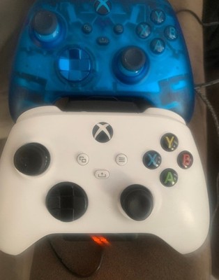 Microsoft Xbox Series S wireless controllers 2-Pack White/Blue w/ Charging Docks