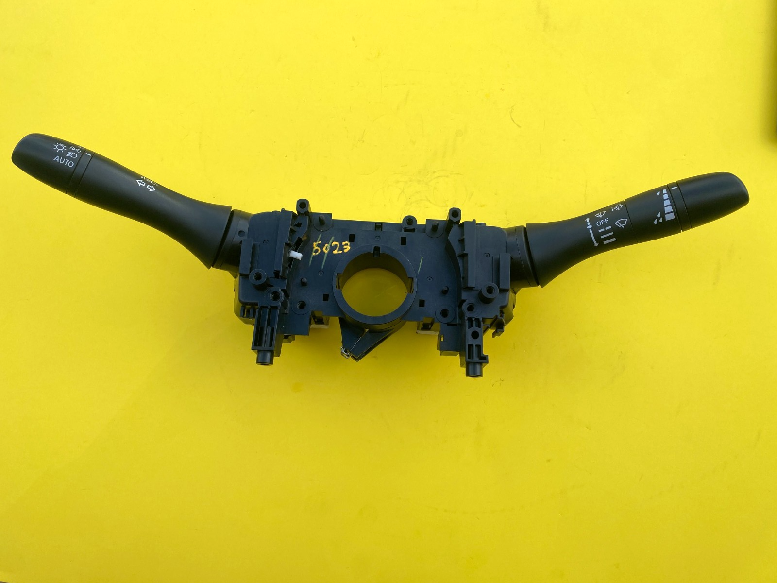 2019-2024 NISSAN ALTIMA STEERING COLUMN COMBINATION SWITCH OEM 25560-6CA1B