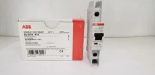 ABB SU201M-K15 CIRCUIT BREAKER, 15A, 1P, 277V, 50/60Hz, 2CDS 271337 R0457, NIB