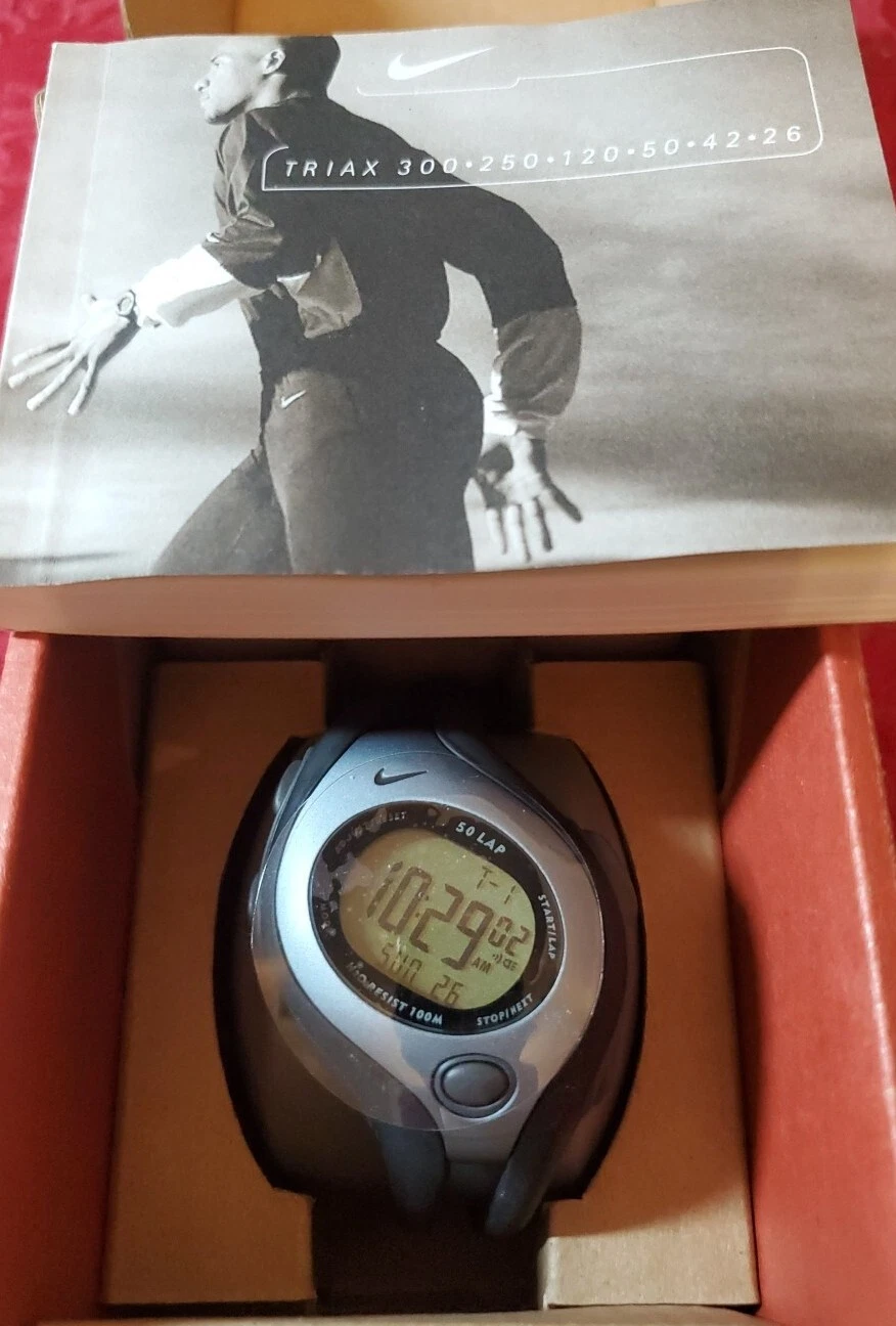 Nike Triax 50 Aluminyum Siyah Gri WR0008 004 Saat in Iraq at IQD 231383 Rating 4