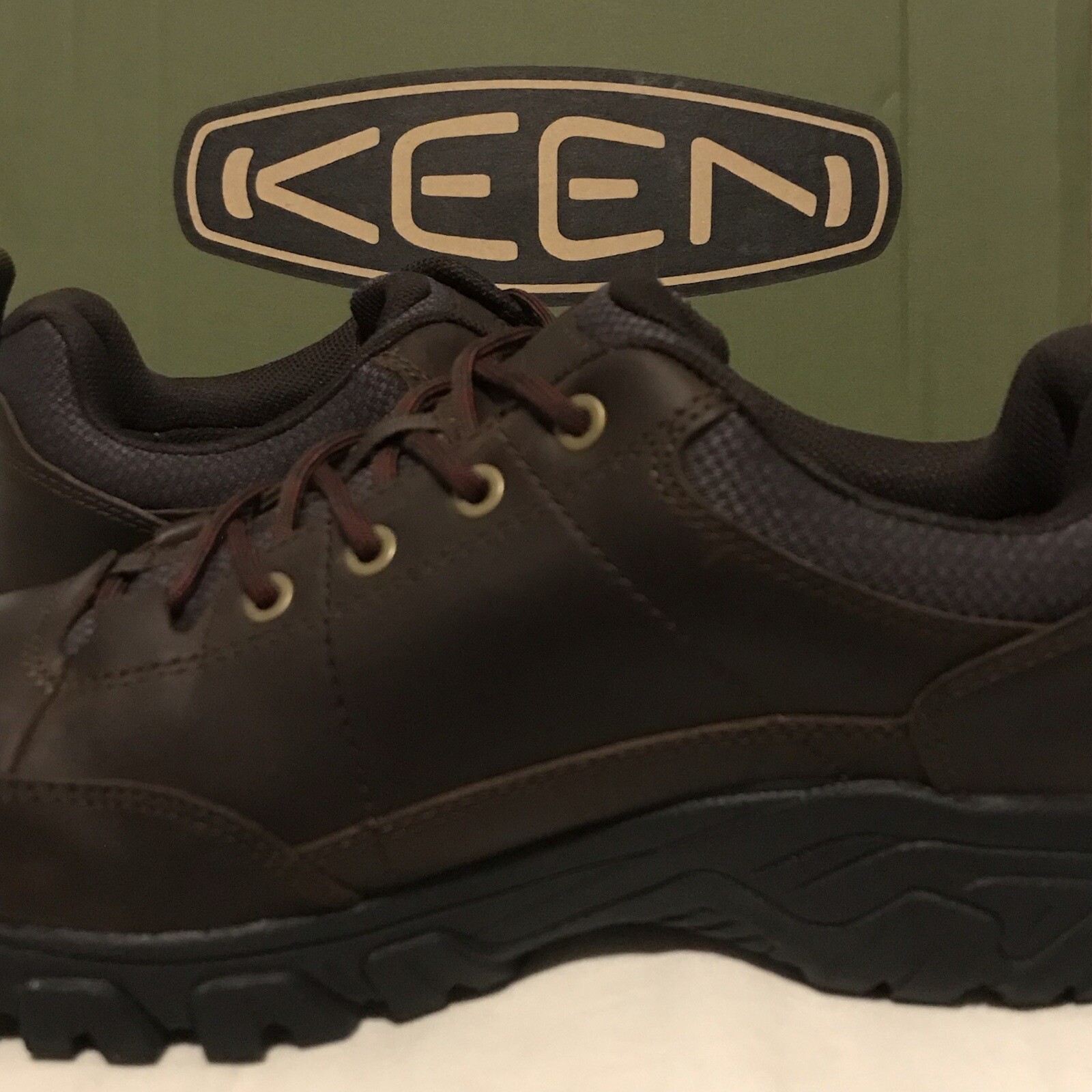 NEW KEEN scarpa sneaker Oxford uomo taglia 13 M Targhee III (3) marrone 1022513