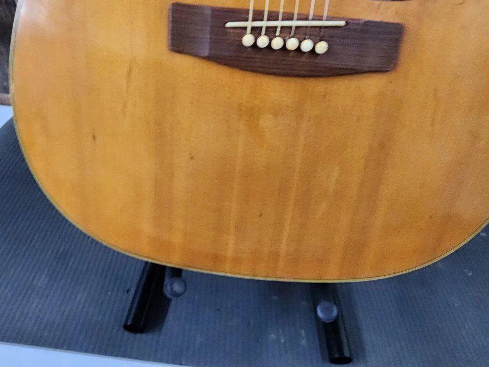 Guitarra Yamaha FG 200-J Black Label Mij Foto 4 de 4