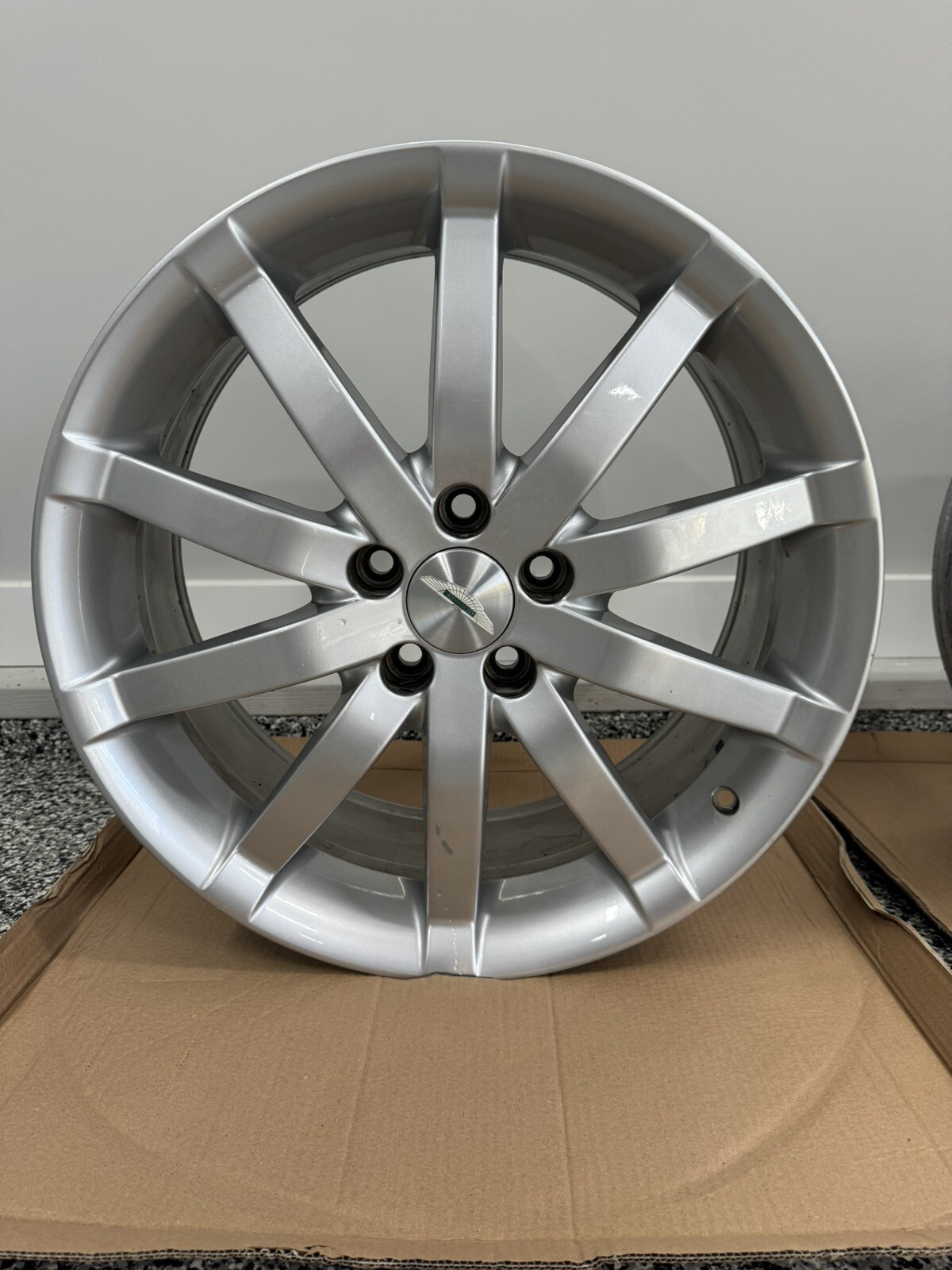 Aston Martin DB9 Wheels (19x8.5 & 19x9.5) 4G43-1007-AB & 4G43-1007-BB (Full Set)