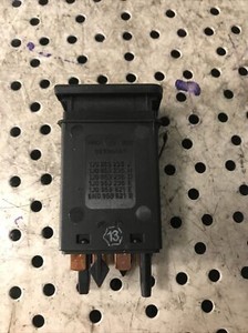 0737 Schalter Heckscheibenheizung VW Golf 4 1J0959621B Bora