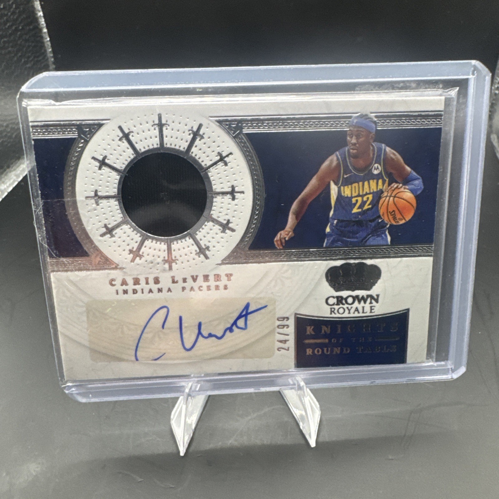 2021-22 Crown Caris Levert Knights of the Round Table Patch Auto /99 Pacers