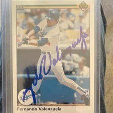 1990 Upper Deck Autographed Fernando Valenzuela Los Angeles Dodgers #445
