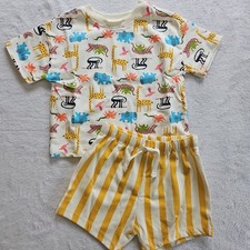 NWT HANNA ANDERSSON RELAXED FIT JUNGLE ANIMALS TEE YELLOW SHORTS SET 75 12-18M