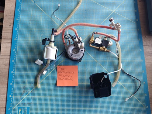Saeco Kaffeemaschine Heizung mit Pumpe und Magnetventil 996530068751 5113270613