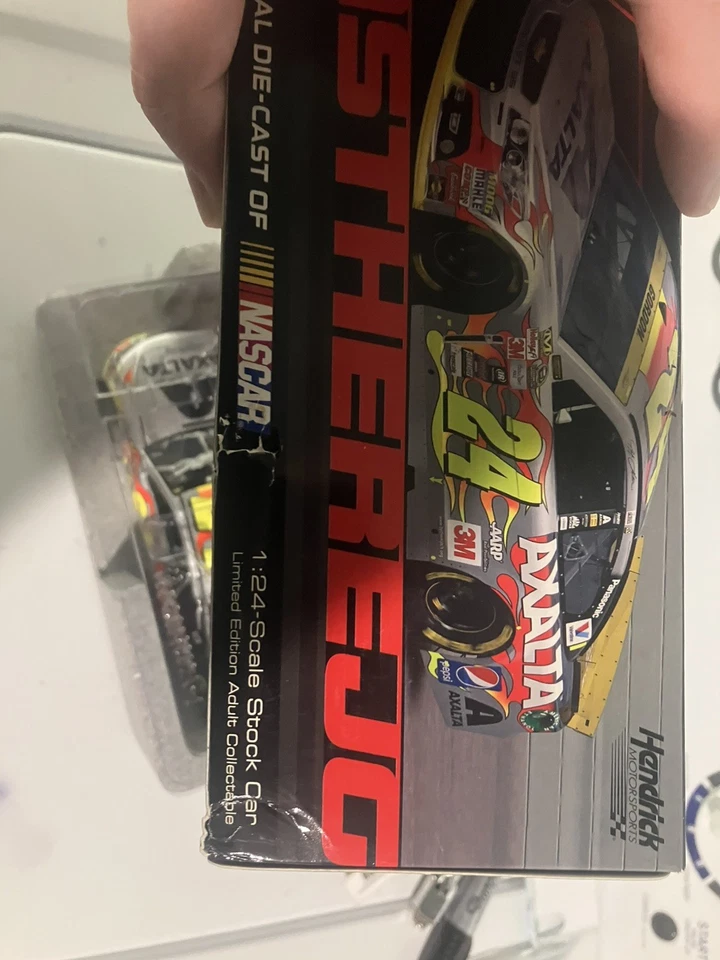 Jeff Gordon #24 Rick Hendrick Homestead dual autographed ARC 2015 SS 1/24 - Image 4 of 4