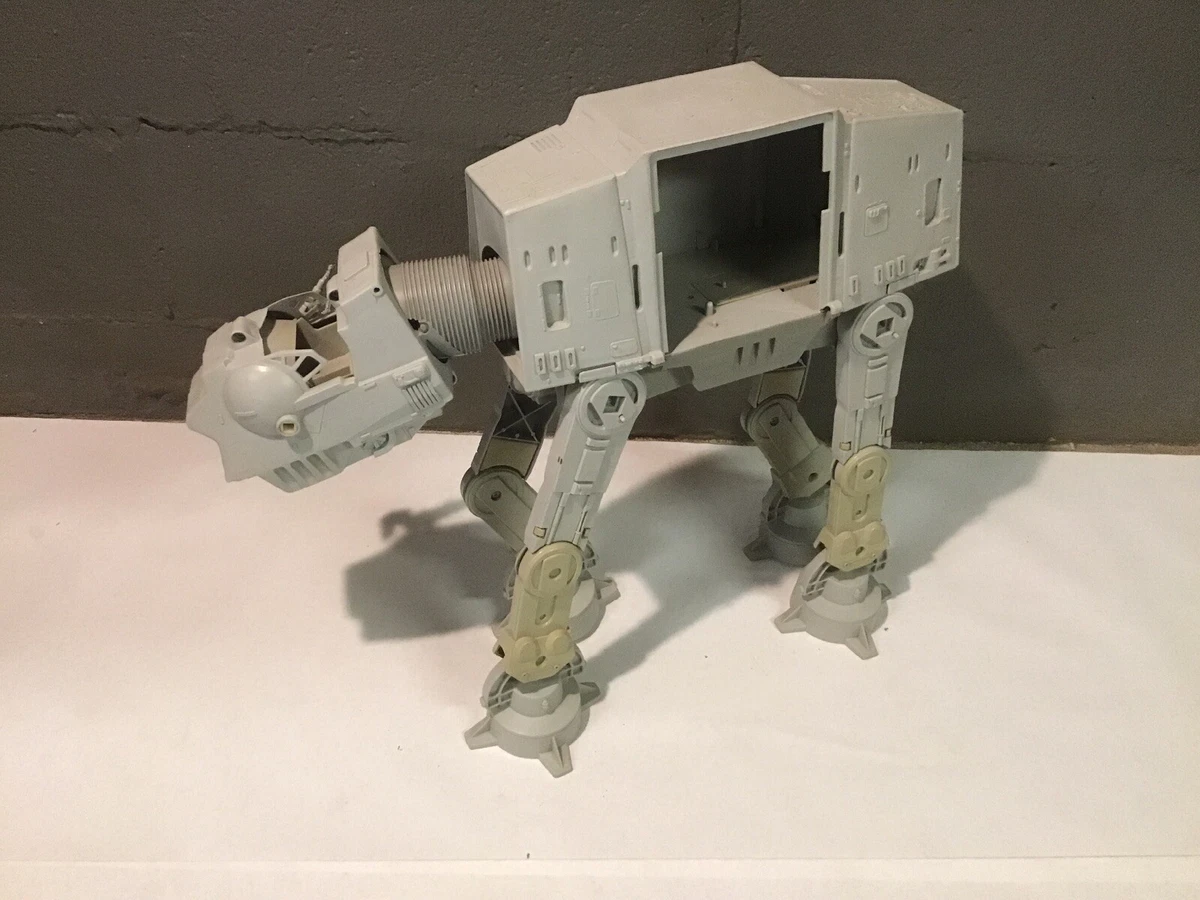 1981 Kenner Star Wars AT AT Empire Strikes Back 38810. Estate Find