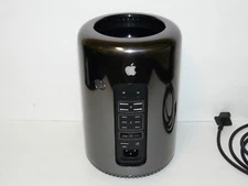 Apple Mac Pro Xeon 2.7GHz 12-Core / 64GB RAM / 4TB SSD / Dual FirePro D500 3GB
