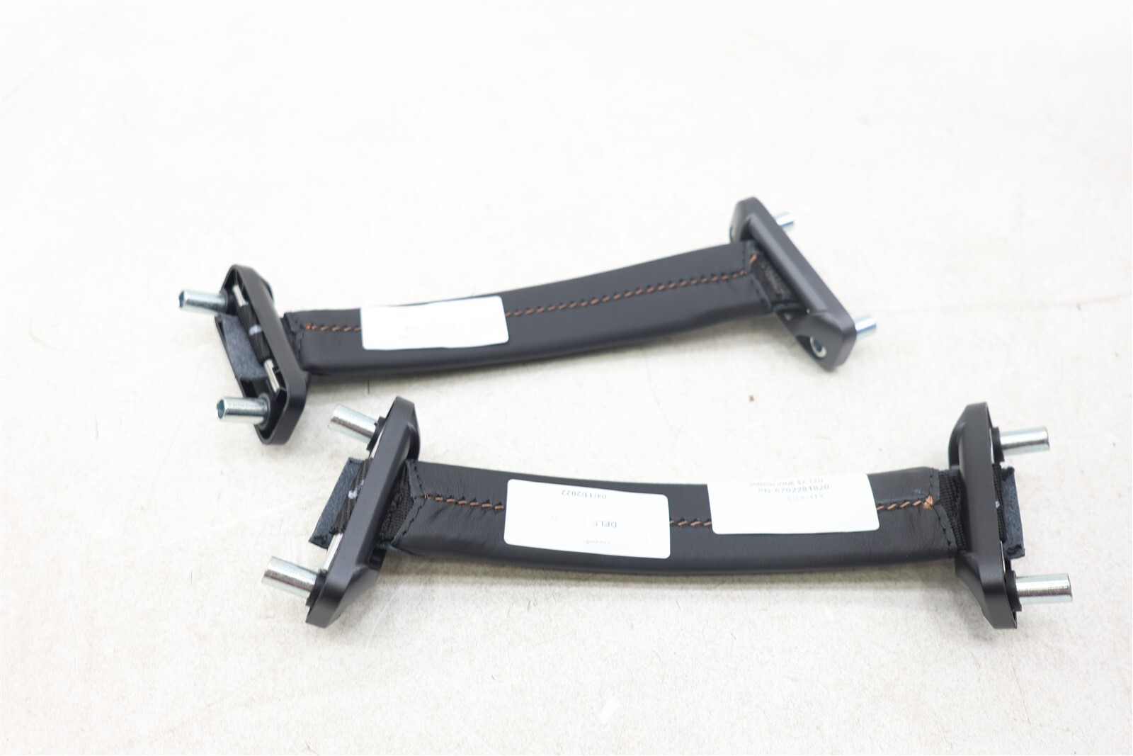 NEW OEM Maserati Black & Tan Leather Door Pull Handles 673015355 MC20 2022-2025