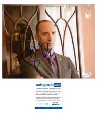 Tony Hale "Veep" AUTOGRAPH Signed 'Gary Walsh' 8x10 Photo ACOA