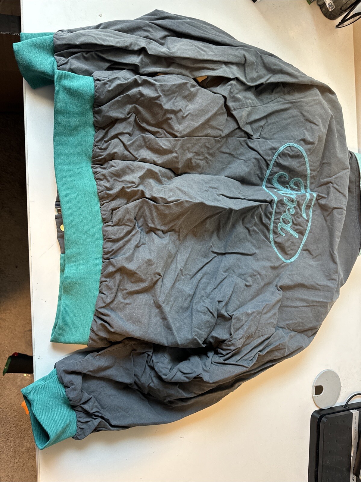 Picture 5 of 6
