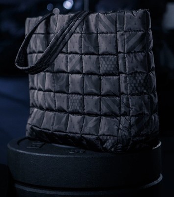 Harry Potter Duffle Gym Bag - Warner Brothers QUILTED  display picture 1