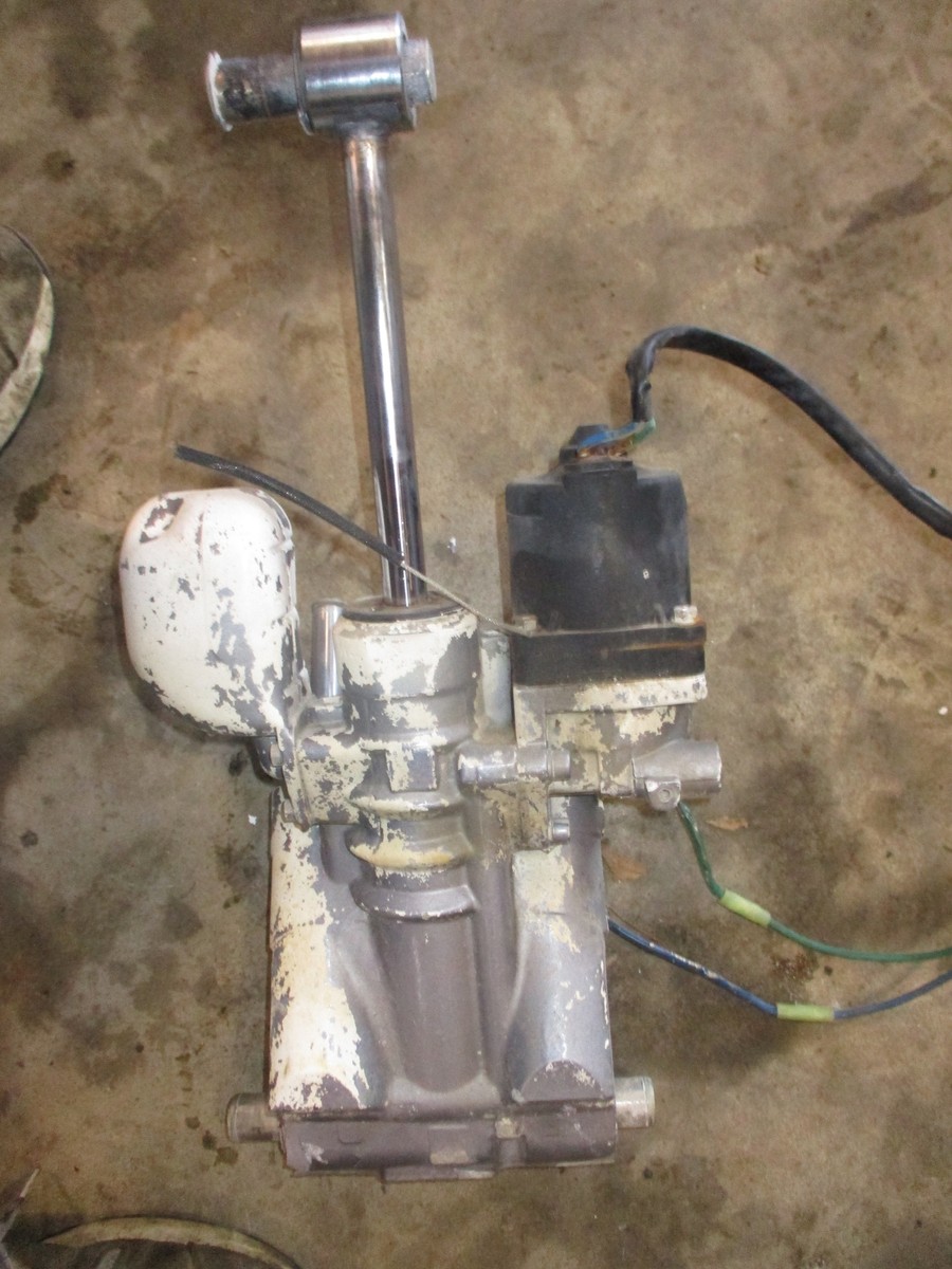 Johnson 115hp 2 stroke outboard tilt trim unit | eBay