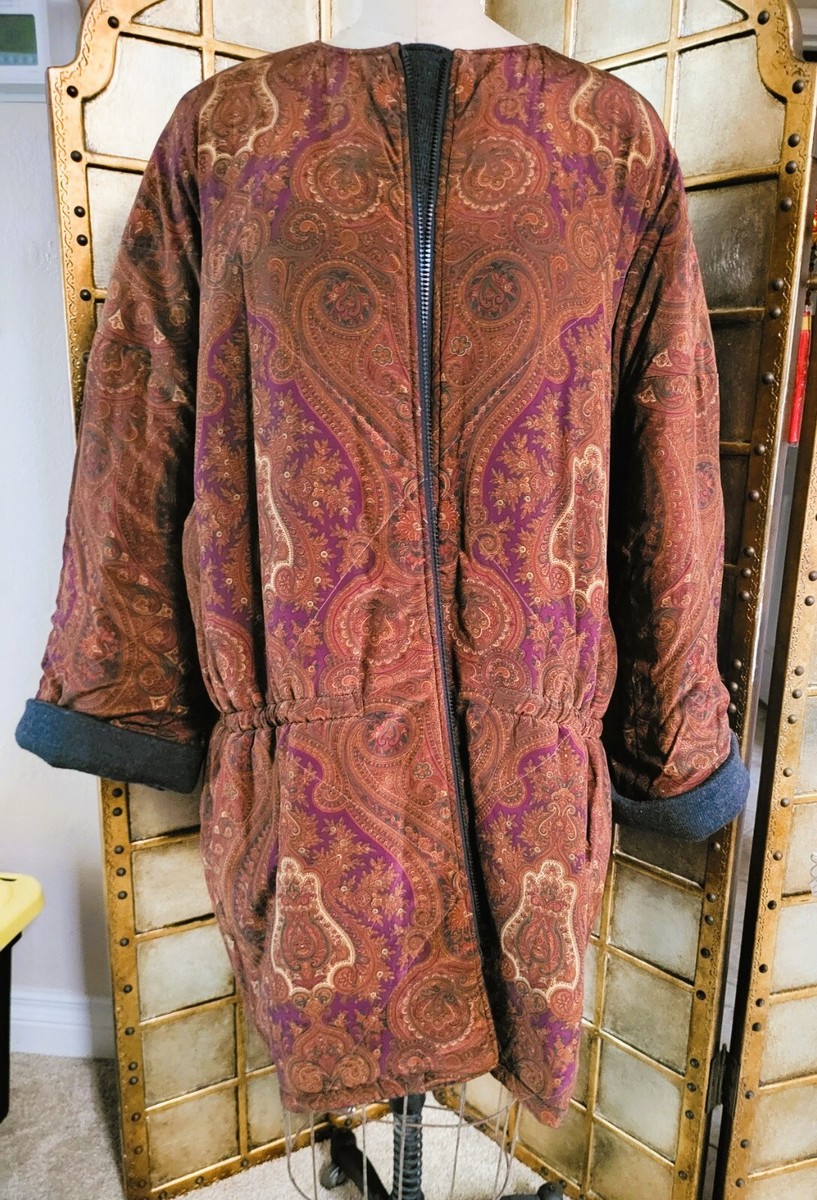 Vintage 1980s 38 inch Unisex quilted jacket with Italian printed 