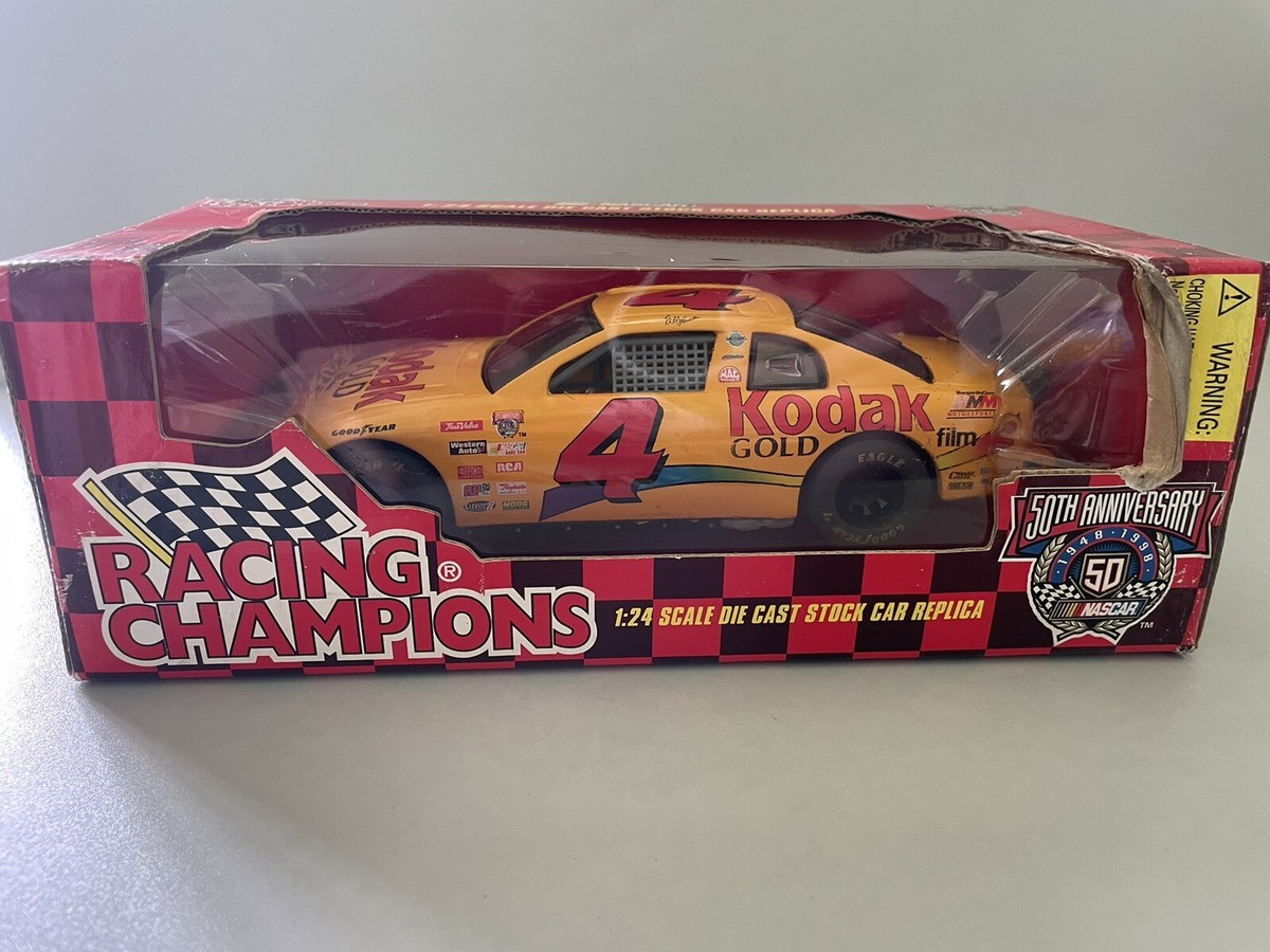 1997 Racing Champions 1:24 STERLING MARLIN #4 Kodak Gold
