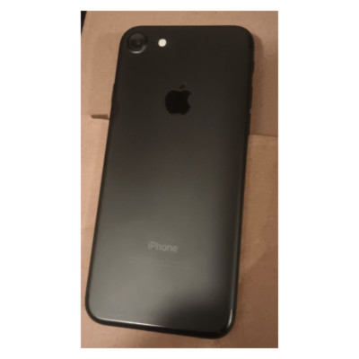 Apple iPhone 7 32GB Jet Black/Silver Unlocked - Very Good Condition