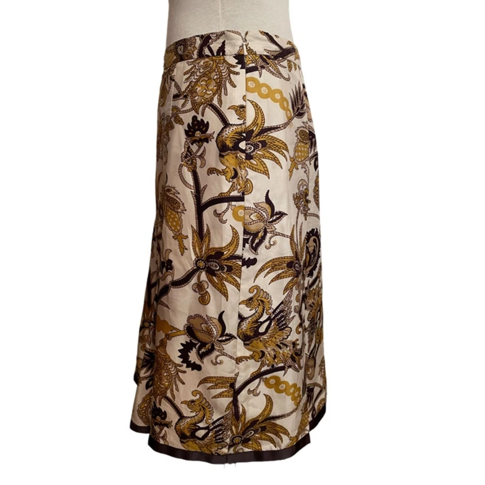 Saia plissada floral de seda Old Navy tamanho 2 - Imagem 2 de 4