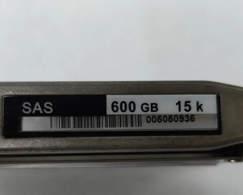 For EMC VNX V4-2S15-600 600G 15K 2.5" SAS HDD 005050936 005050847 Hard Drive - Picture 2 of 2