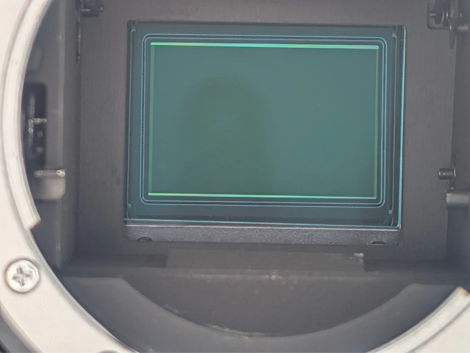 ¡Clics de obturador 17K! Cámara Nikon D2H DSLR Foto 3 de 4