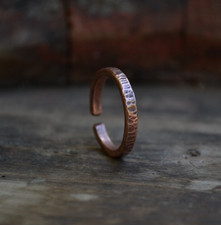 Handcrafted Hammered Copper Band Ring   Rustic Textured Solid Copper AF014