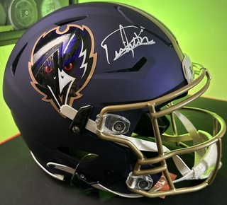 DERRICK HENRY Signed Baltimore Ravens Full Size SpeedFlex Alternate 24 Helmet