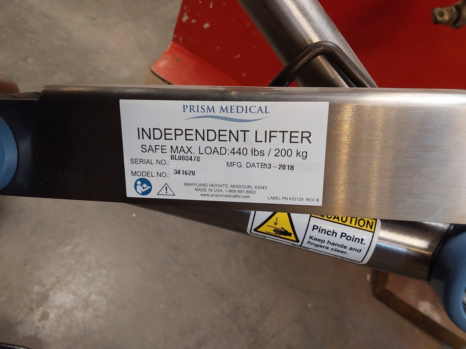 Independent Lifter for patient  Handicare Ceiling lift