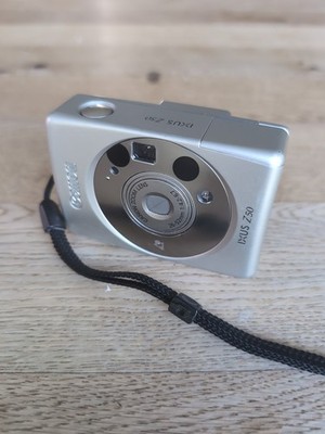 Canon IXUS Z50 Kamera APS-C Analog 24x24mm Silber Ungetestet
