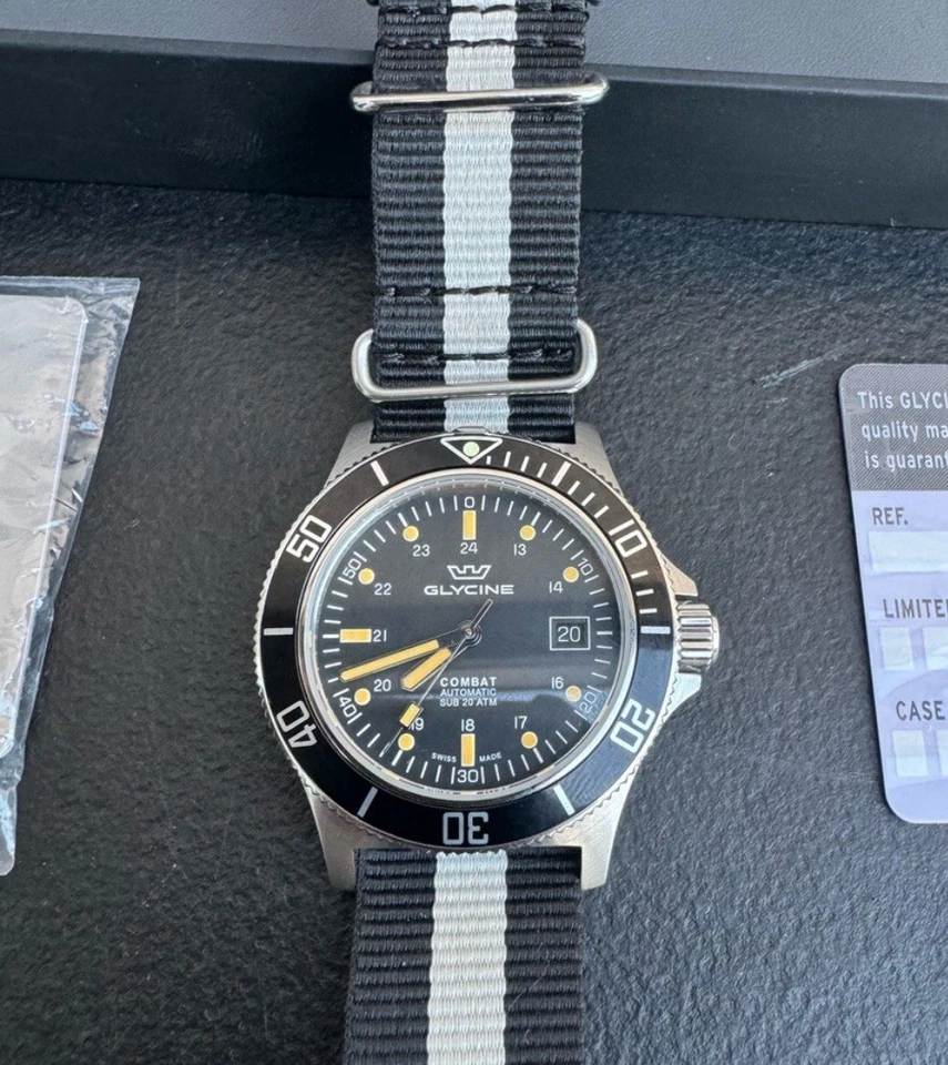 Reloj Glycine Combat Sub Hecho en Suiza Automático GL0083 Foto 4 de 4