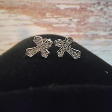 Cross stud earrings sterling silver 925 with moissanite