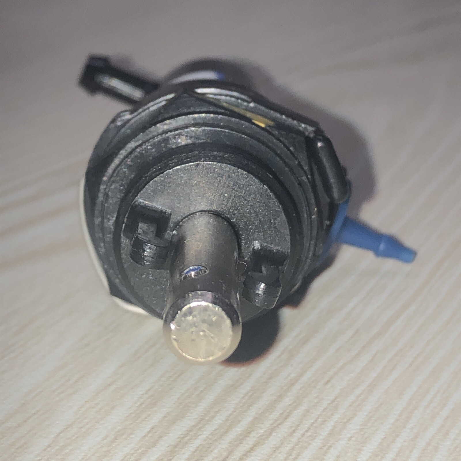 0432142 Fuel Primer Pump OMC Johnson EVINRUDE 20-40 HP 5007336 
