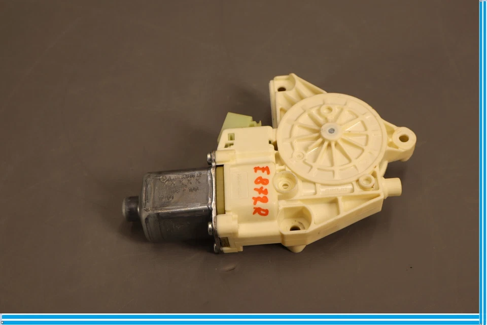 08-16 Mercedes E350 C350 GLK350 W212 Rear Right Door Window Regulator Motor Oem - Image 4 of 4