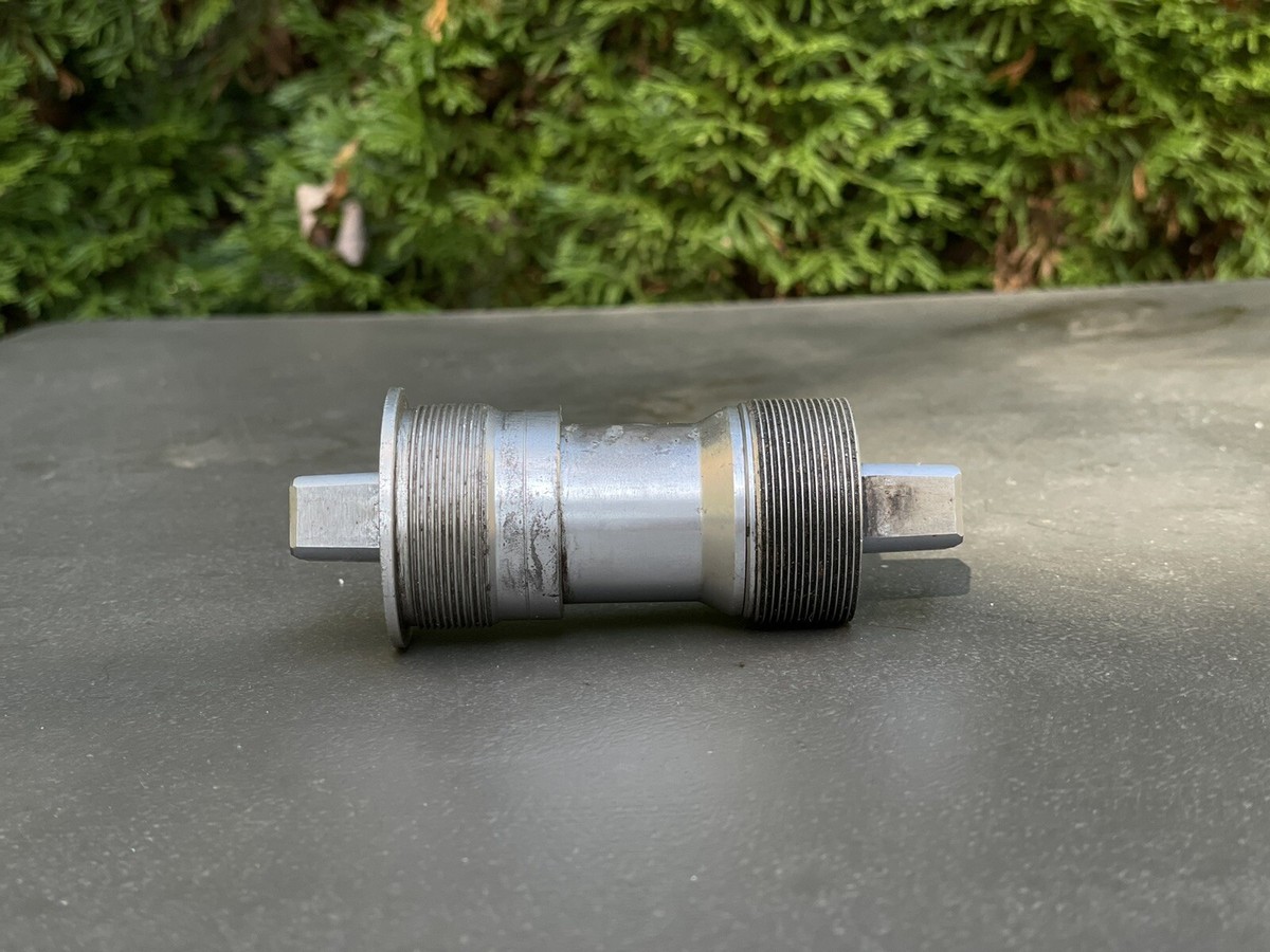 Axe de pédalier CAMPAGNOLO CHORUS 102 mm 1.37 x 24 Tpi (Ref 543