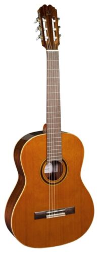 Admira Granada Classical Guitar - Picture 1 of 2