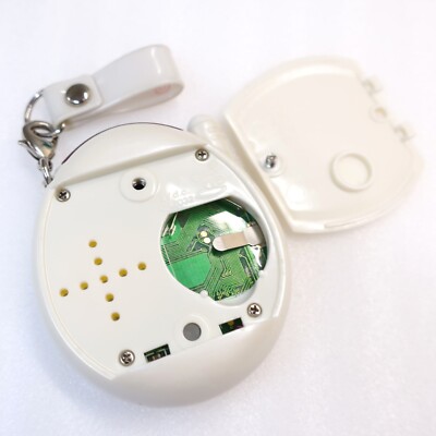 Tamagotchi V3 Pearl White Akai Japanese ver Bandai Virtual Pet In
