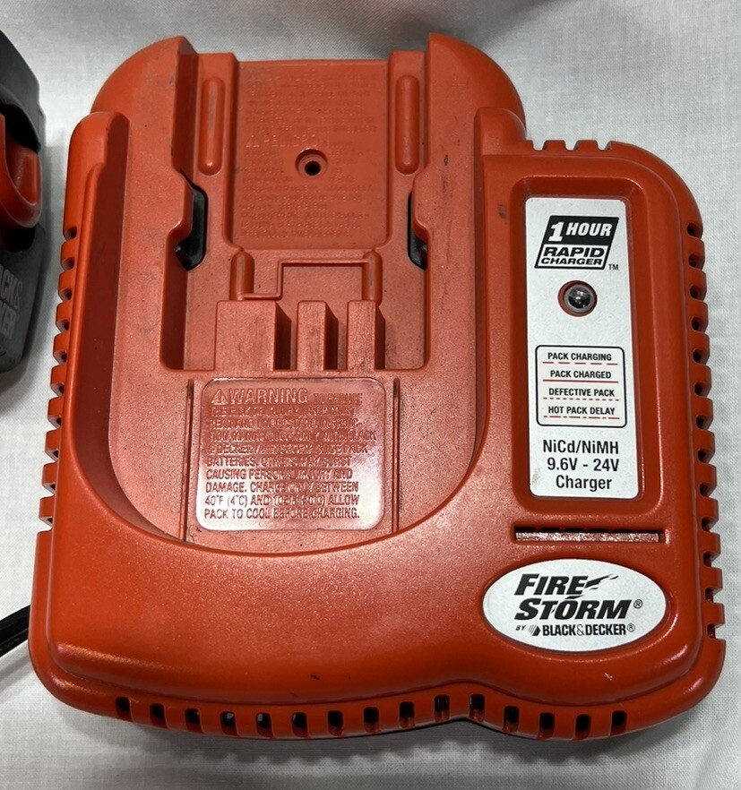 Black & Decker FireStorm Nicd Battery Charger 9.6V 18V & Battery Fire